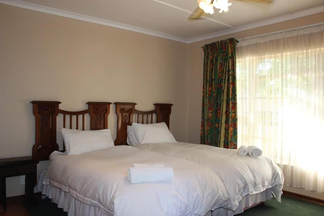 Lord Fraser Guest House Wepener Kültér fotó